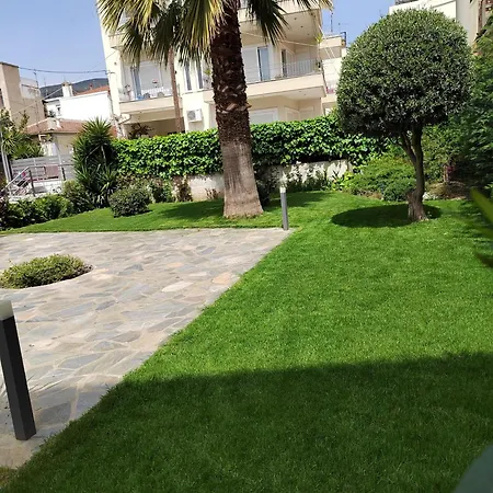 Cosy House With Garden *