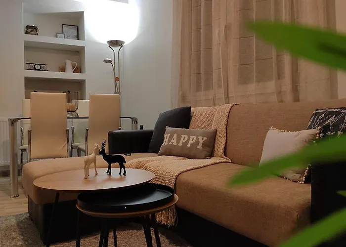 Cosy House With Garden Vólos