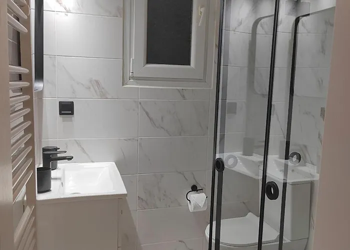 Cosy House With Garden Vólos