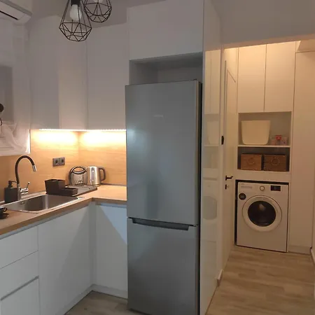 Cosy House With Garden アパート